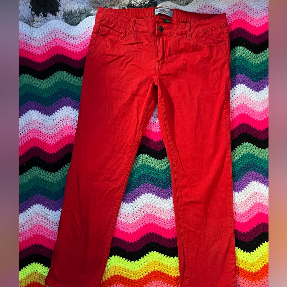 🧶3/$20 Bright Red Skinny Jeans